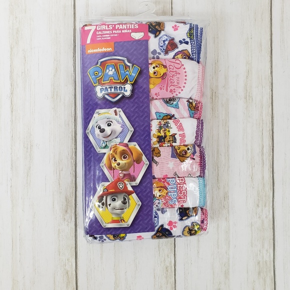 KEAKIA Owl Spirit Leather Key Case Wallets Tri-fold Key Holder Keychains with 6 Hooks 2 Slot Snap Closure for Men Women